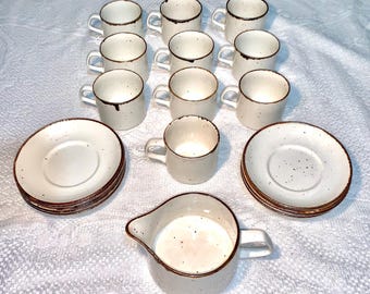 1970’s Vintage WONDERFUL Lifestyle Twenty (20) Piece Set by J and G Meakin-Large Cream-10 Cups-9 Saucers-Tan Speckled Pattern*NEWLY LISTED*