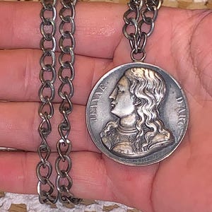 Antike französische Metallgalerie Große französische Männer gestempelt Silberbronze von Jeanne d&#39;Arc Medaille-Silber Bronze Medaille Jeanne d&#39;Arc * NEU AUFGEFÜHRT *