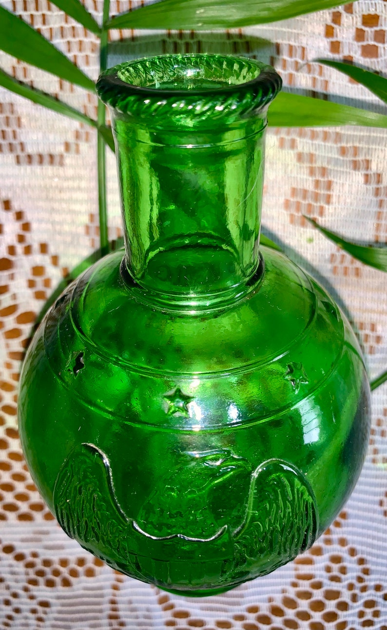 VERY Rare Vintage 1970s Collectible Glassbeautiful Green Wheaton Glass