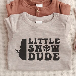 Toddler Christmas SVG, Natale SVG per camicie, Bambini inverno PNG, Bambino Camicia di Natale png file svg per Cricut, Pupazzo di neve, Little Snow Dude
