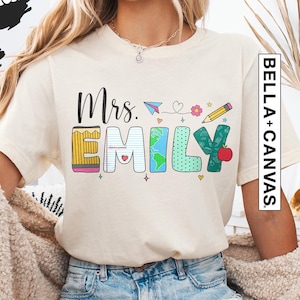 Custom Teacher Shirt, Teacher Name Shirt, Teacher Gifts Personalized, Teacher Appreciation Gifts, Back to School Shirt, Gift for Teacher