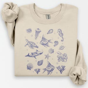 Sea Animals Vintage Sweatshirt, Retro Ocean Sweater, Cute Sea Creatures Sweater, Ocean Gifts, Cozy Warm Unisex Sweatshirt, Ocean Lovers