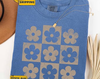 Comfort Colors® Checkered Flowers Shirt Retro Flowers T-Shirt Boho Floral TShirt Gift For Mom Spring T Shirt Trendy Floral Oversized Tee