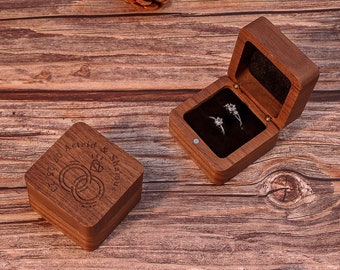 Boîte à bagues de cérémonie de mariage en bois personnalisée, boîte à bagues de fiançailles gravée personnalisée, porte-anneaux carré, porte-boîte à bagues pour propositions, anniversaire