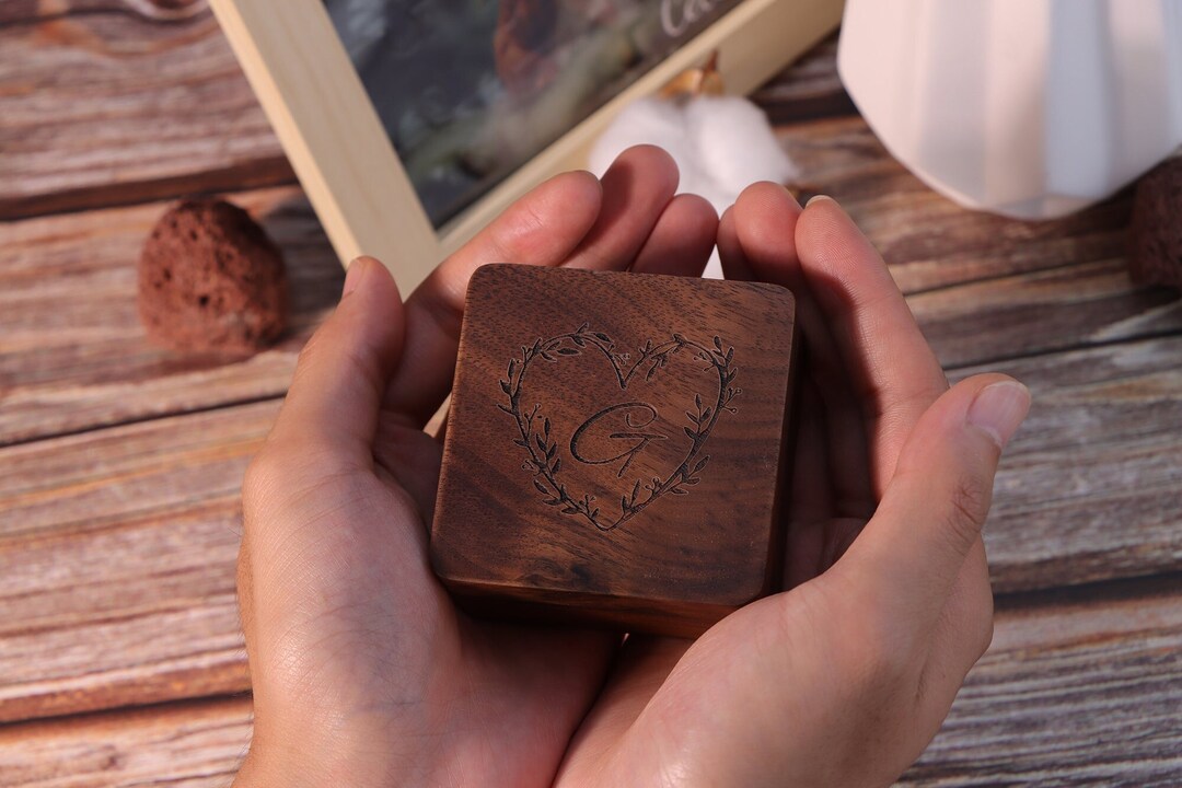 Custom Proposal Gift, Personalized Wood Necklace Box, Wedding Necklace