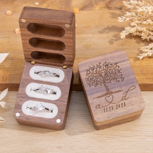 Aangepaste ringdoos voor 3 ringen, gegraveerde houten verlovingsringdoos, gepersonaliseerde driedubbele houten ringdoos, ringdoos met 3 sleuven