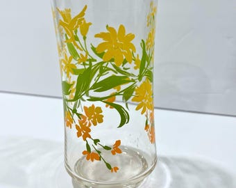 Vintage Libbey Floral Drinking Glass | Yellow & Green Daisy Pattern | 1970s Retro Kitchen Glassware