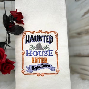 Frightfully Fun Tea Towel: Add Spookiness to Your Kitchen Decor