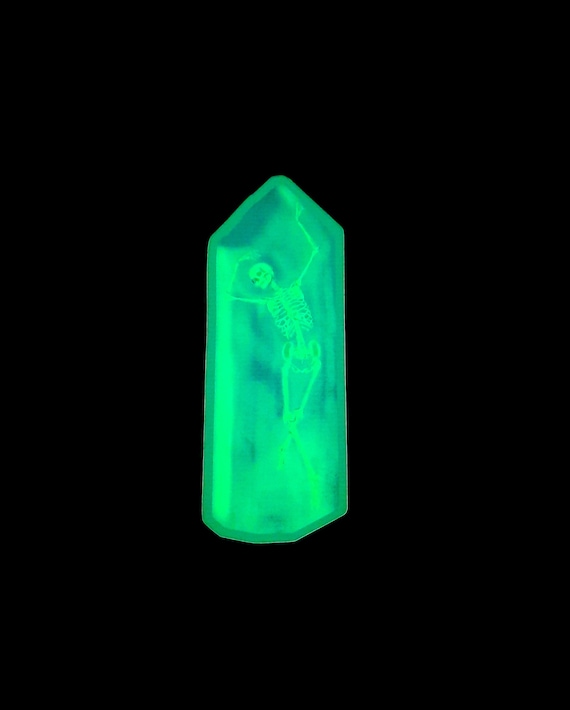 Glow in the dark skeleton amethyst sticker, spooky sticker for laptop, goth gift for best friend, hand drawn dark artwork