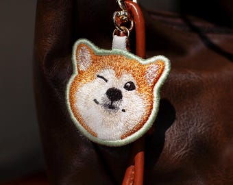 Llavero bordado de perro o gato: Corgi, Shiba, Caniche, Gato atigrado, Dorado