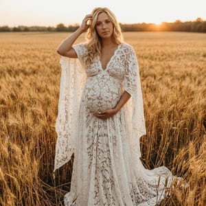 trumpet dress midi Love Is In The Air Lace Vendor_Milio Milano The product includes the Color:Foulard Border Lt Blue Gold Pink Halter Neck Ruched