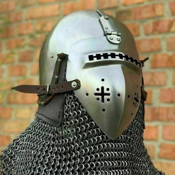 Middeleeuwse Nurnberg Bascinet Hounskell-helm 14e-eeuwse stalen maliënkolder Ridderhelm Battle Warrior Armor-helm