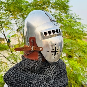 Medieval Nurnberg Bascinet Hounskell Helmet 14th Century Steel Chainmail Knight Helmet Battle Warrior Armour Helmet