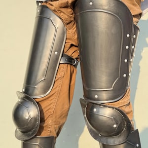 Medieval Armor Suit Legs Guard, Undead Knight Fighting Armor Suit, Warrior&#39;s Battle Ready Black Suit