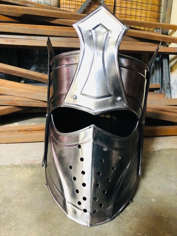 Handmade Medieval Crusader Helmet: 18 Gauge Steel Knight Armour