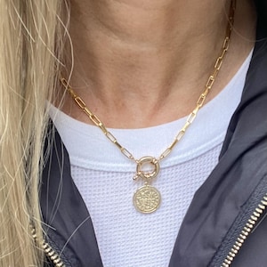 ゴールドチャンキーボックスチェーンネックレス：ハンドメイドコインペンダント、調節可能、スプリングリングセーラークラスプ