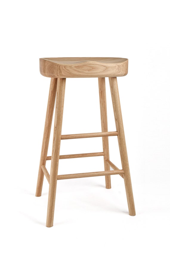 Classic Solid Oak Shaker Style Saddle Stool Oak Bar Stool