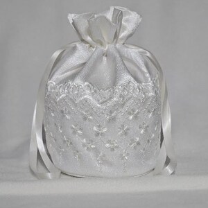 Classic Ivory Satin Bridal Bag with Embroidered Lace Brides Wedding Day Bag Bridesmaids Bags image 2