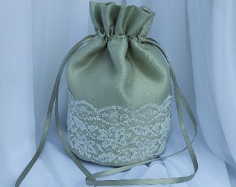 Sage Grüne Kunstseide Dolly Tasche mit Ivory Spitze