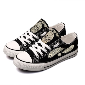 Skull Print Canvas Sneakers: Ancient Doodle Art Shoes