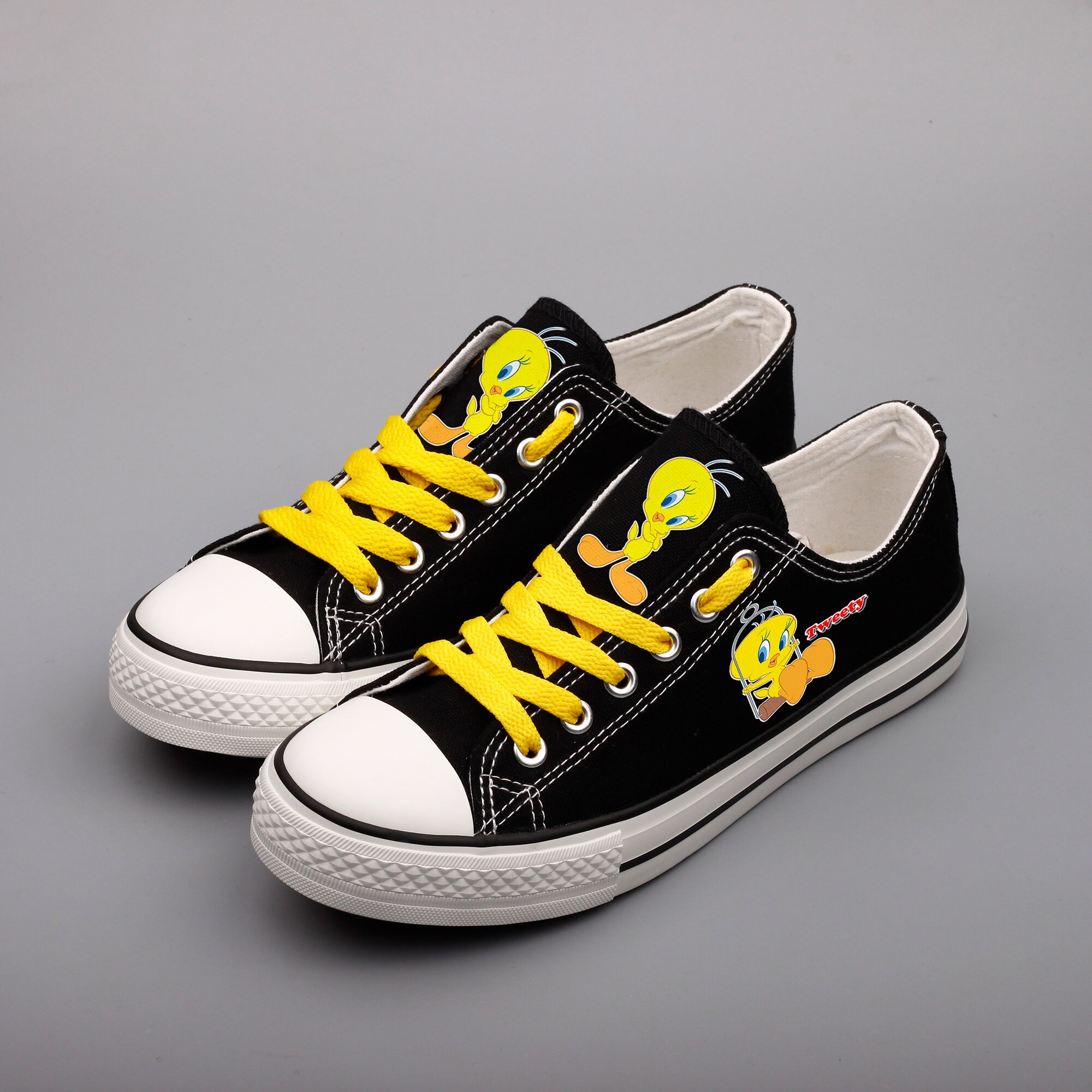 Tweety Bird Canvas Sneakers: Looney Tunes Printed Shoes - Etsy display picture 2