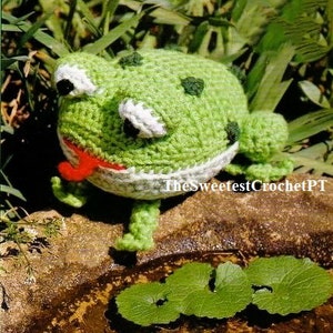 Amigurumi frog crochet pattern Baby gift Crochet toy pattern Worsted 10 ply yarn Vintage 90s INSTANT DOWNLOAD PDF