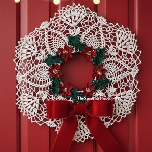 Pineapple poinsettia wreath crochet pattern 14" Christmas decor Holiday gift idea DIY Intermediate skill Instant download PDF DIGITAL