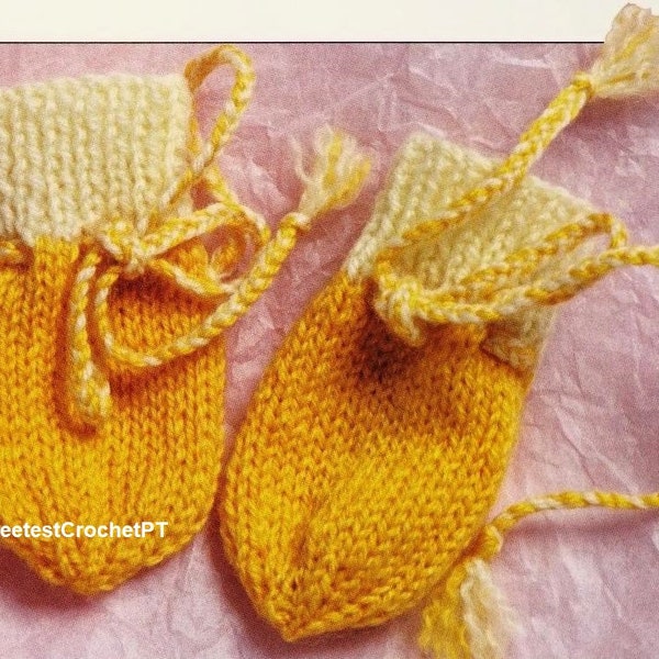 Baby Mittens And Booties knitting pattern Newborn Child gift DIY Sport weight yarn Vintage 90s Instant Download PDF