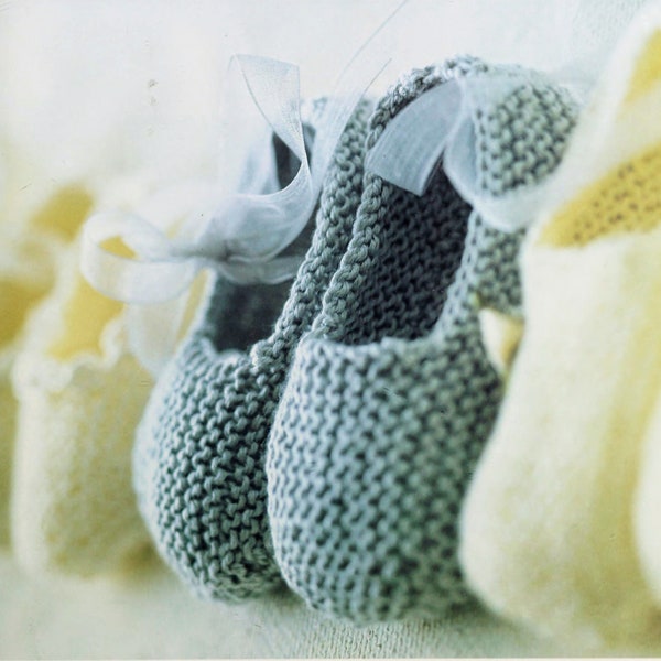 Baby slippers knitting pattern Baby knitting pattern Baby shower gift New born gift INSTANT DOWNLOAD PDF