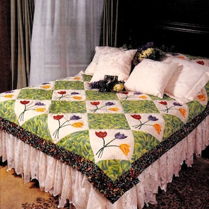 Tulips bed quilt sewing pattern Spring floral quilt Appliqué patchwork Pdf DIY Quilt pattern INSTANT DOWNLOAD Vintage pattern