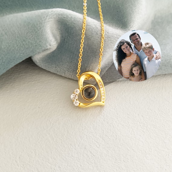 Collana Personalizzata Con Incisione Di Foto Con Collana Di Foto Di Forma Rotonda Con Cristallo Di Strass Placcato Oro Rosa - Schizzo