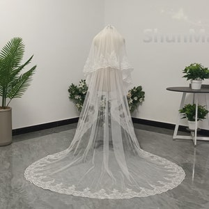 White Ivory Sequin Lace Veil Lace Cathedral Wedding Veil Elegant Bridal Two Layer Lace Sequin Veil with Comb Wedding Accessories