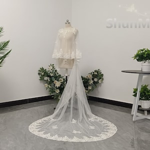 Cathedral Lace Applique Shawl Elegant Bridal Ivory Lace Shawl Wedding White Trailing Shawl Bolero Bridal Evening Dress Cape