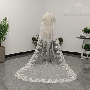 Beautiful Bridal Ivory Lace Veil Cathedral Wedding Sequin Lace Veil Single Layer White Sequin Lace Veil