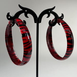 Kolczyki kółka Y2K Red Zebra Print Mini | Mcbling | Trashyy2k | Biżuteria z lat 2000. | Biżuteria vintage | PRZECZYTAJ OPIS