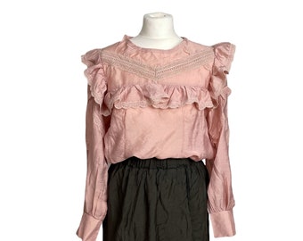 Pink lace ruffle  top