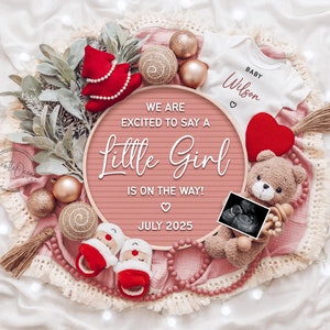 Weihnachtsschwangerschaftsankündigung Digital, Baby Mädchen bearbeitbares Design, Urlaub Baby Reveal, digitale Karte für werdende Eltern Großeltern