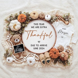 Thanksgiving Pregnancy Announcement Digital, Fall Baby Announcement for Social Media, Extra Thankful, Editable Template, Instant Download