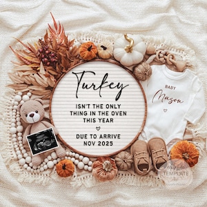 Thanksgiving Pregnancy Announcement Digital, Fall Baby Announcement for Social Media, Gender Neutral, Editable Template, Instant Download
