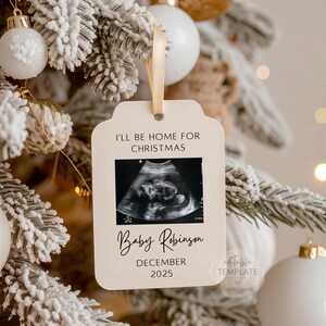 Modèle de toile de faire-part de grossesse de Noël numérique éditable, bébé de vacances révéler due décembre, conception instantanée de médias sociaux
