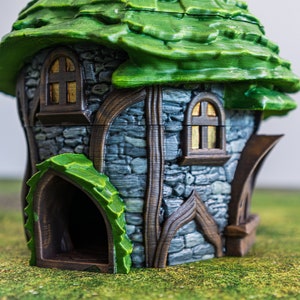 The Hodge Bucket House | Tabletop Buildings | DnD terrain | Dungeons and Dragons