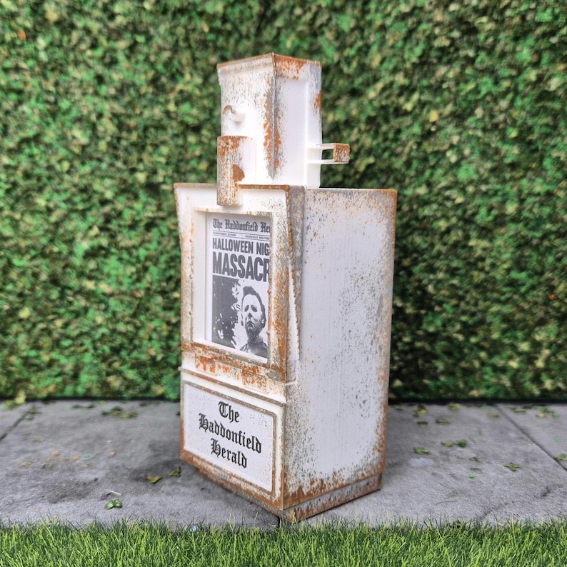 Halloween Haddonfield Herald miniature newspaper vender for diorama 1:12 scale image 2