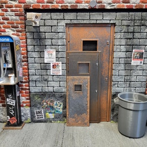 Industrial doors and gates for diorama