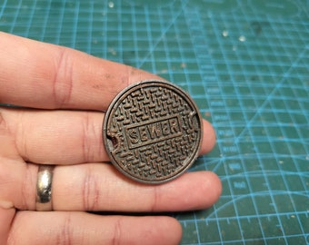 Sewer cover for diorama