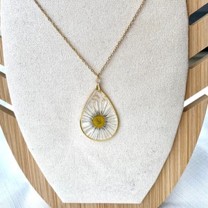Women&#39;s necklace - resin and dried flower - personalized necklace - daisy - farm gift - wedding
