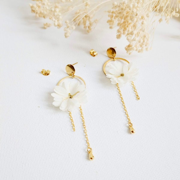 Boucles d'oreilles anneau doré, fleur en tissu écru et goutte doré Bijoux ENORA