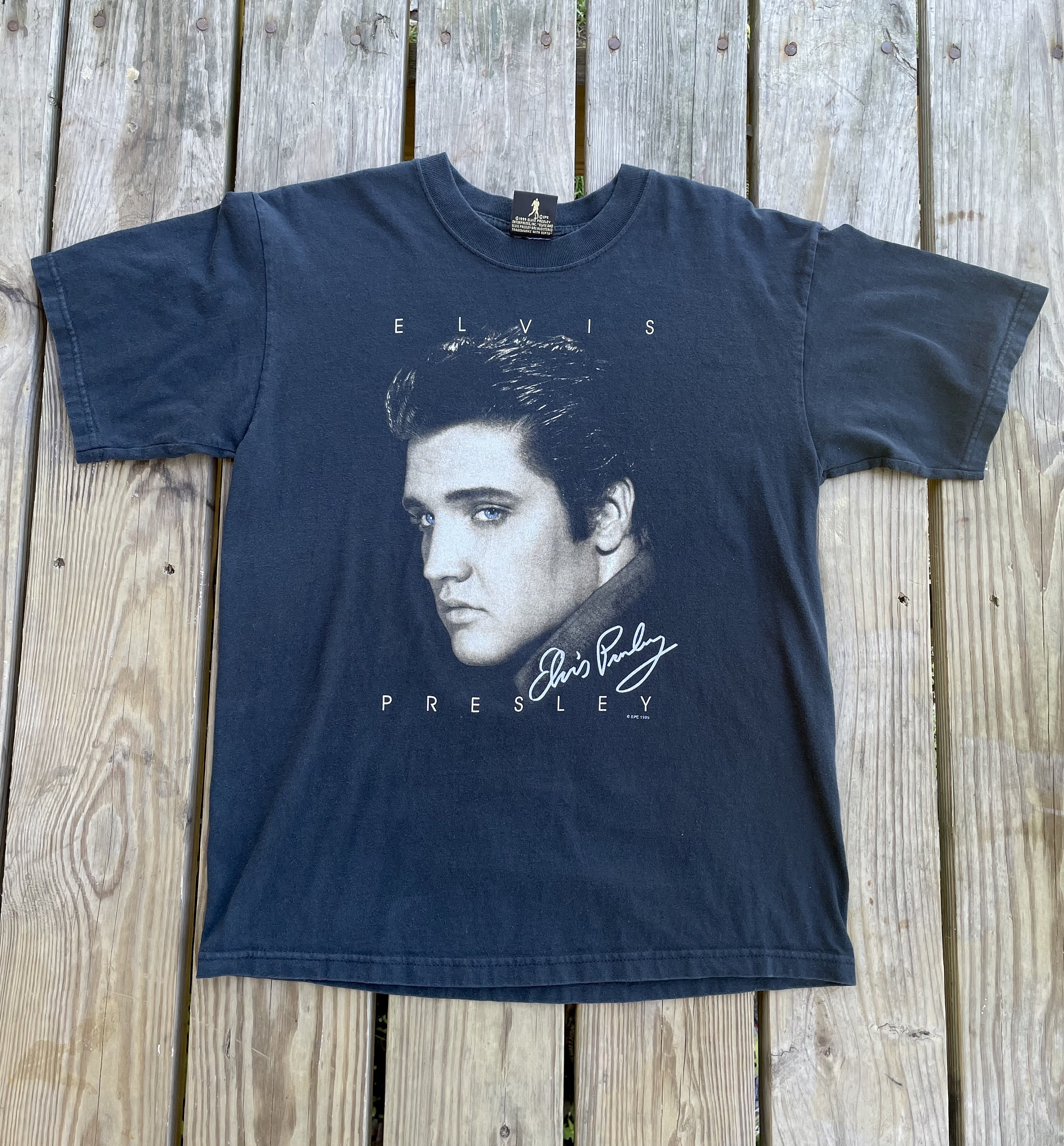 Vintage 1999 Elvis Presley Graceland Shirt