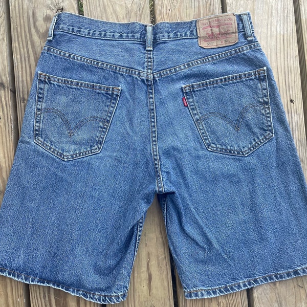Levi’s 33W 550 Relaxed Fit Jean Shorts, Red Tag Levi Strauss Denim, Above the Knee Men’s Jorts
