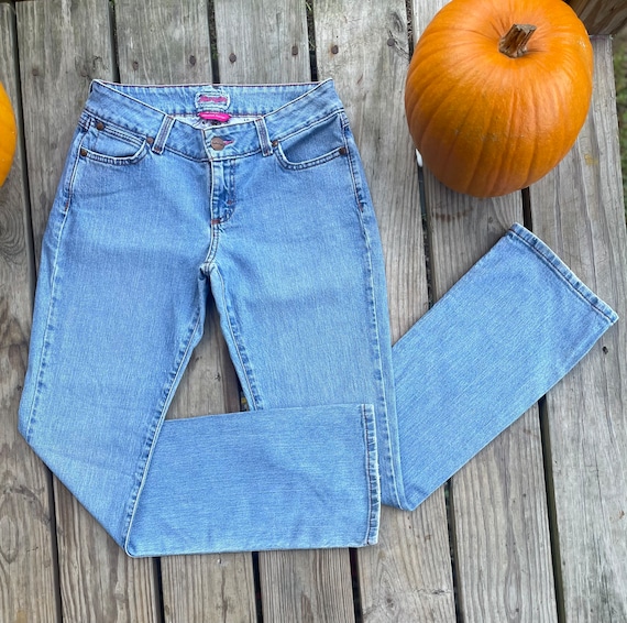 Wrangler Premium Patch Women’s 31W Jeans | Pink S… - image 2
