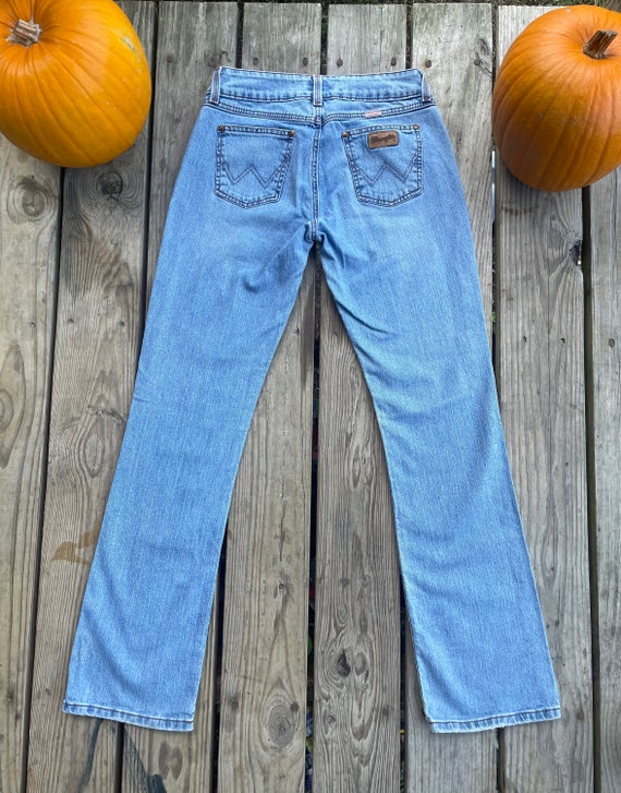 Wrangler Premium Patch Women’s 31W Jeans | Pink S… - image 3